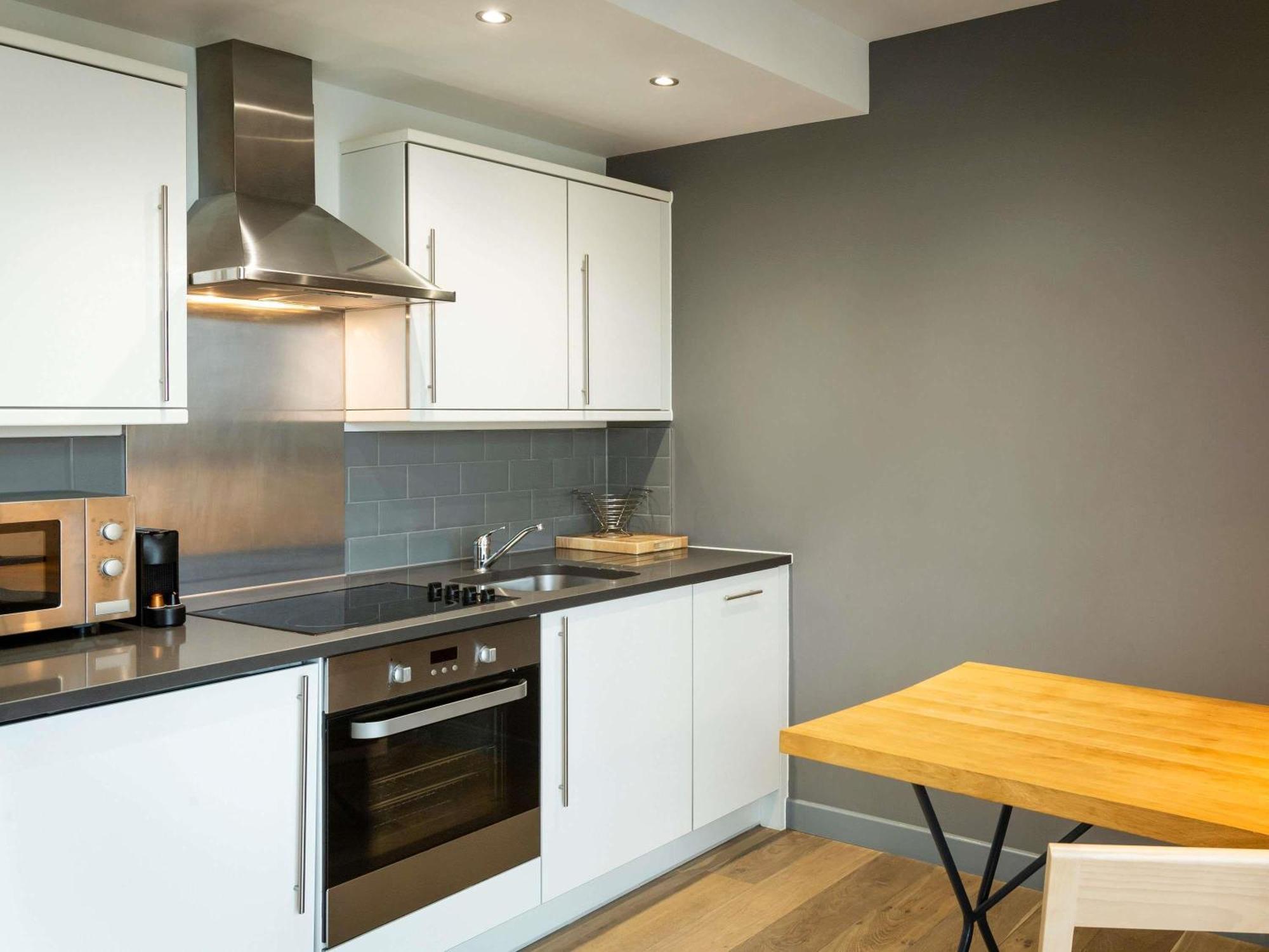Aparthotel Adagio London Brentford Eksteriør bilde