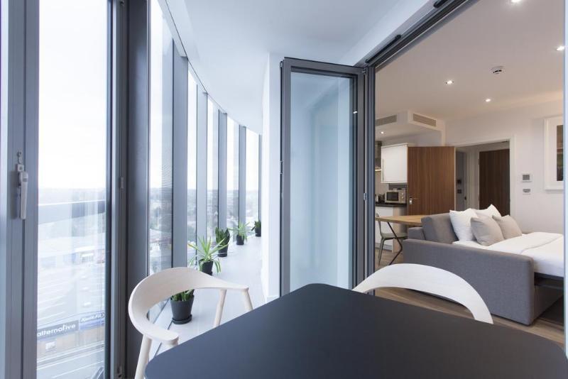 Aparthotel Adagio London Brentford Eksteriør bilde
