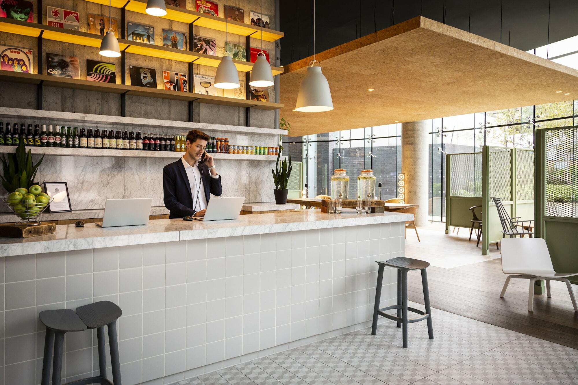 Aparthotel Adagio London Brentford Eksteriør bilde